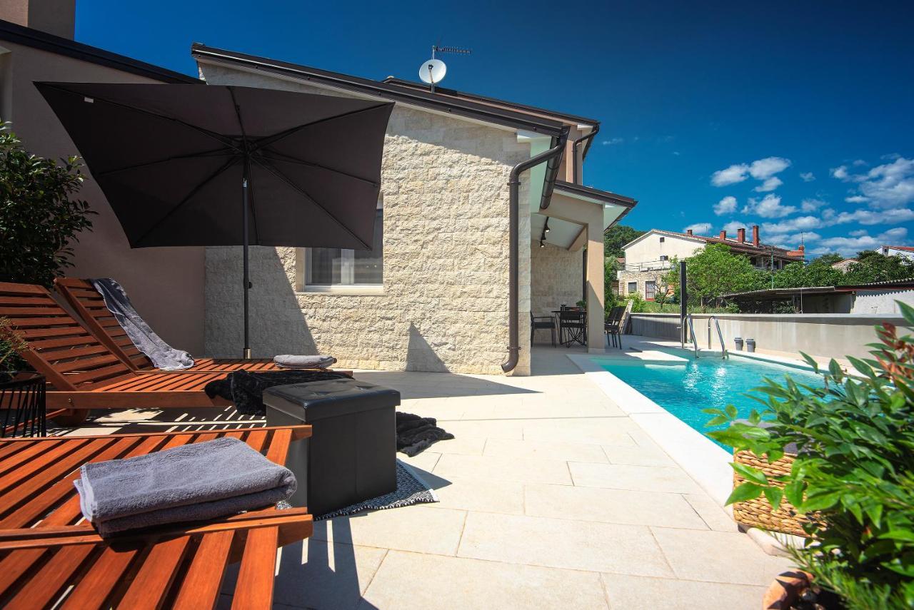 Vila Una With Private Pool Near Rovinj - Open 2022 Rovinjsko Selo Kültér fotó