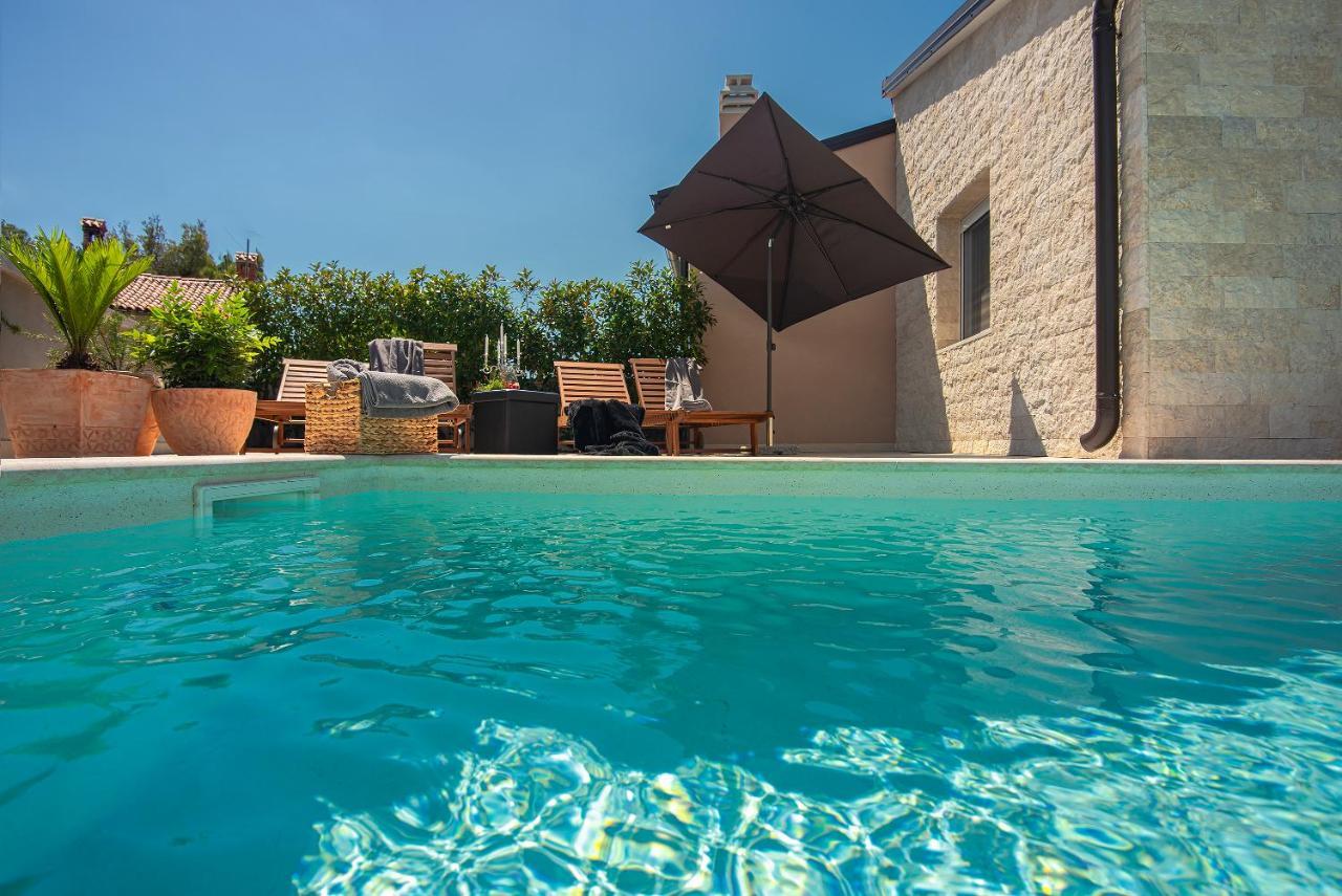 Vila Una With Private Pool Near Rovinj - Open 2022 Rovinjsko Selo Kültér fotó