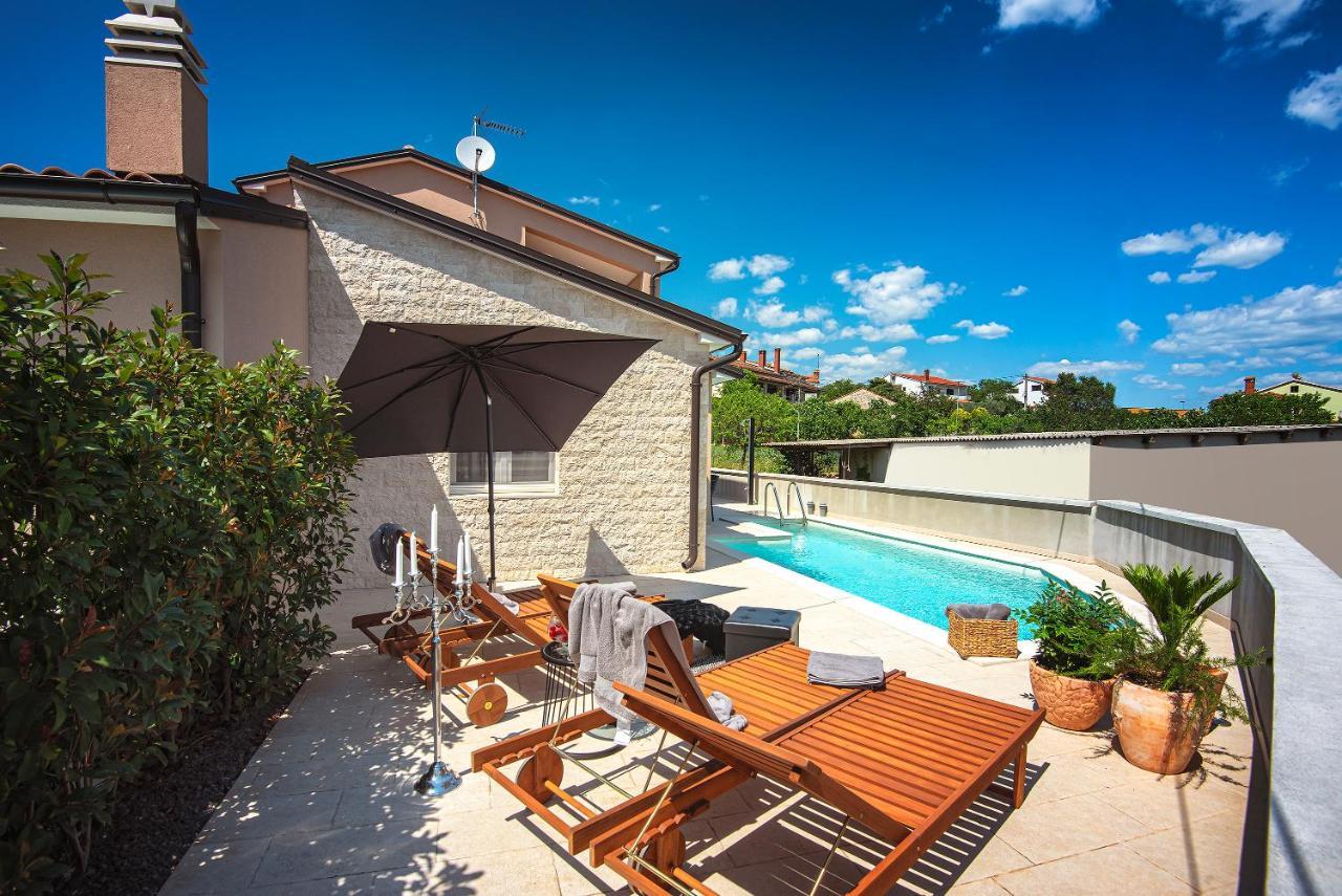 Vila Una With Private Pool Near Rovinj - Open 2022 Rovinjsko Selo Kültér fotó