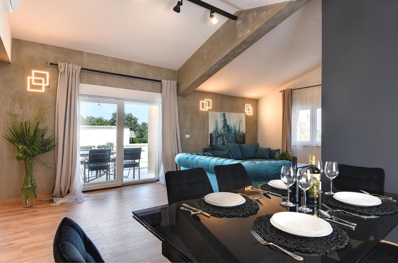 Vila Una With Private Pool Near Rovinj - Open 2022 Rovinjsko Selo Kültér fotó
