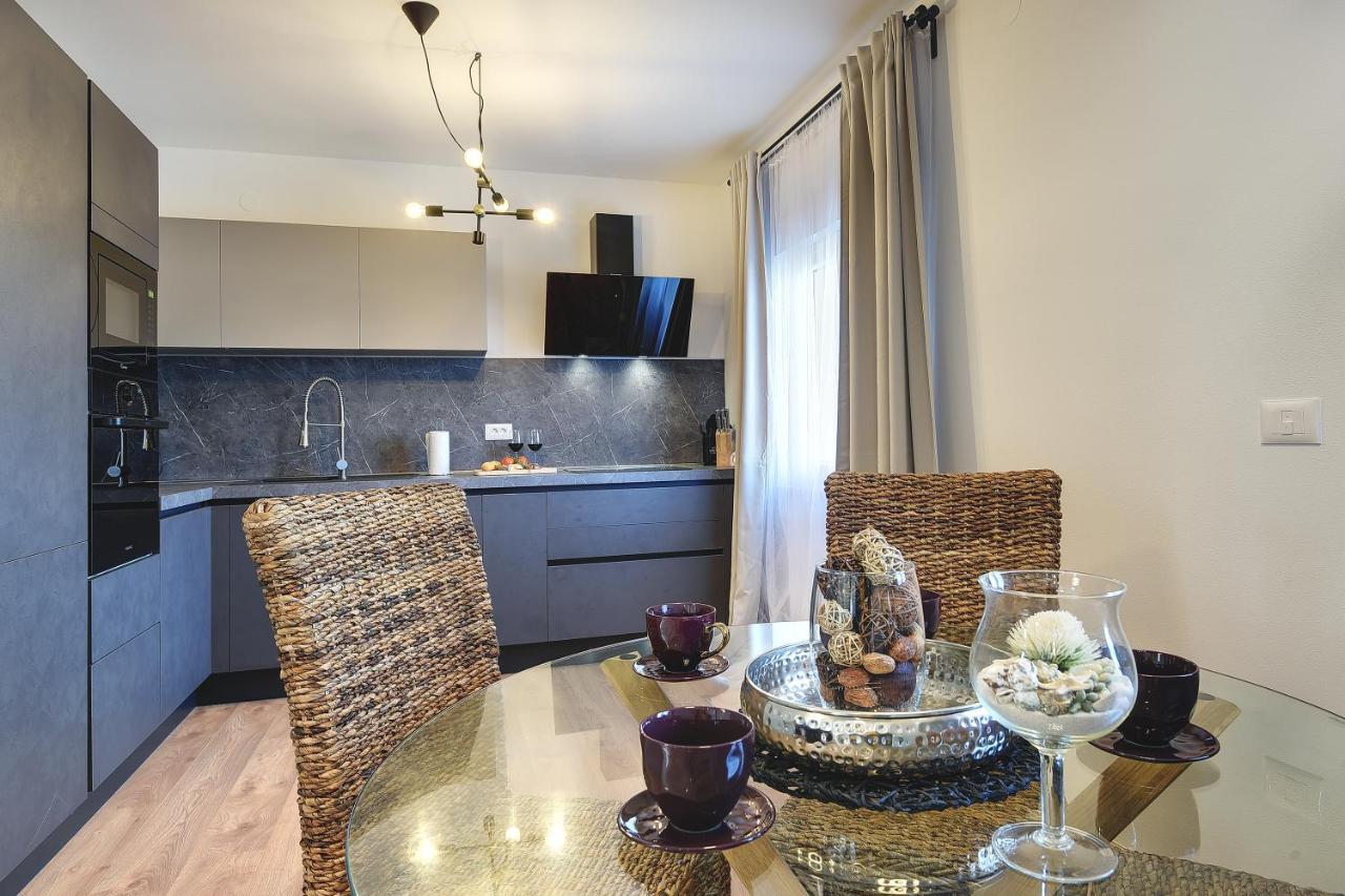 Vila Una With Private Pool Near Rovinj - Open 2022 Rovinjsko Selo Kültér fotó